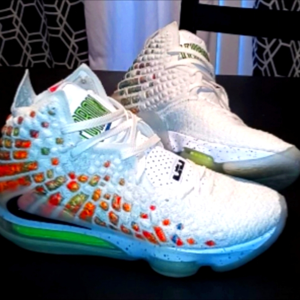 Labrones James 17 size9½ - Picture 1 of 8